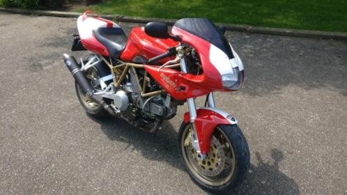 Ducati 900ss supersport