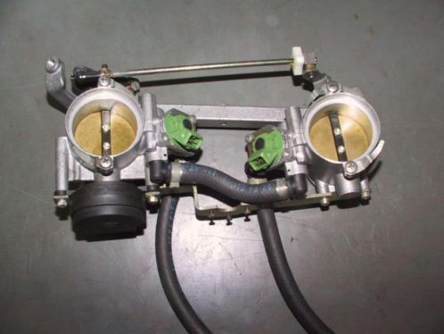 Ducati 916 Gasklephuis 1995 - 2002 (NO 200970109)