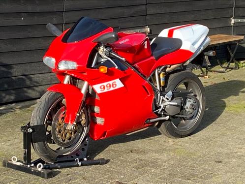 Ducati 996