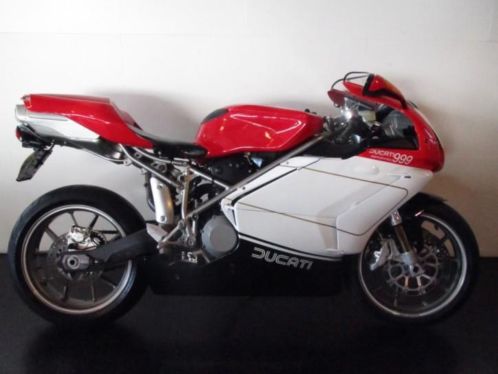 Ducati 999 BIPOSTO TRICOLORE (bj 2004)