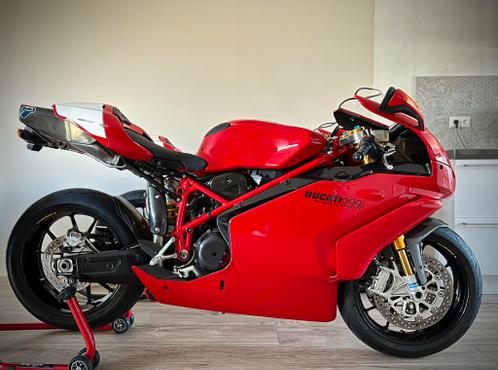 Ducati 999R 2004