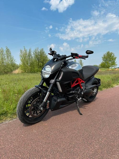 Ducati Diavel 1200