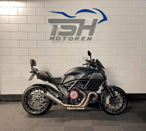 Ducati Diavel 1200 ABS 2015