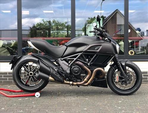 Ducati DIAVEL 1200 gen.2 - in zeldzame nieuwstaat