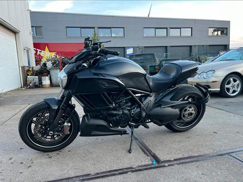 Ducati diavel