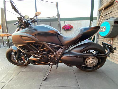 Ducati Diavel ABS 2013 1200cc zwart op zwart