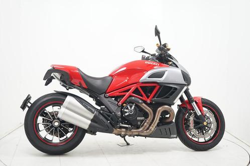 Ducati DIAVEL ABS (bj 2011)