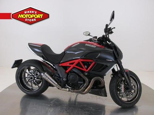 Ducati DIAVEL (bj 2011)