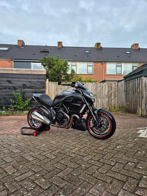 Ducati Diavel Carbon 1200