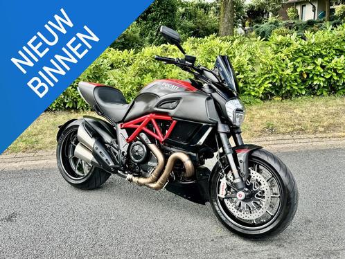 Ducati Diavel Carbon 1200 ABSTCRhlins 2016
