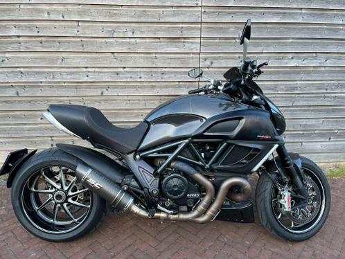 Ducati Diavel Carbon 2012