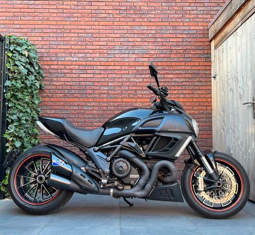 Ducati Diavel Carbon