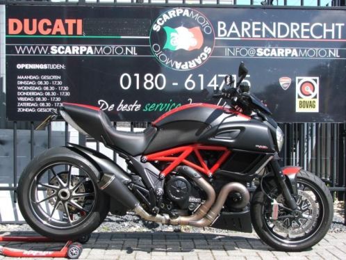 DUCATI DIAVEL CARBON (bj 2014)