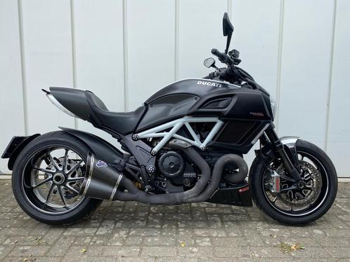 Ducati Diavel Carbon - bj.2014 - termignoni
