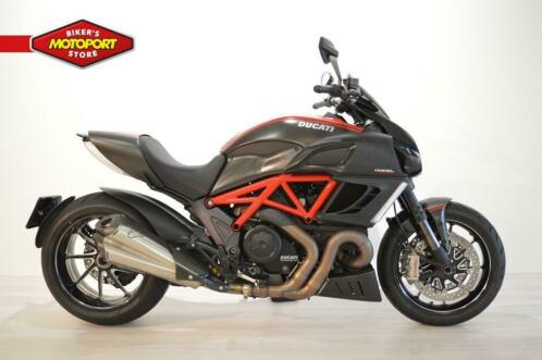Ducati DIAVEL CARBON RED ABS (bj 2011)