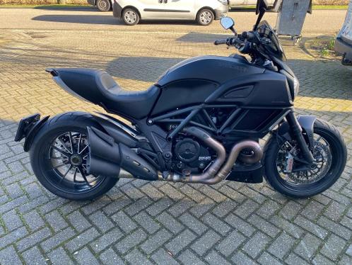 Ducati Diavel Dark