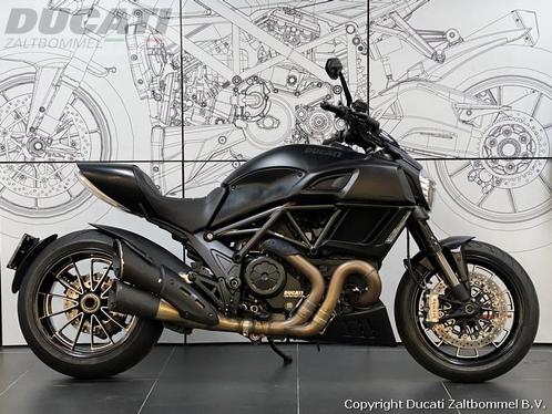 Ducati DIAVEL DARK (bj 2017)