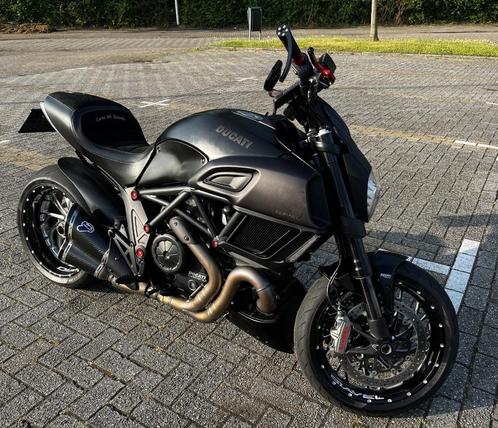 Ducati Diavel Dark, veel opties, 2e generatie