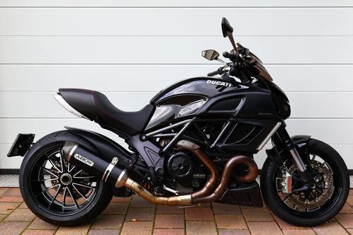 Ducati DUCATI DIAVEL 1200 ABS Black Arrow (bj 2012)