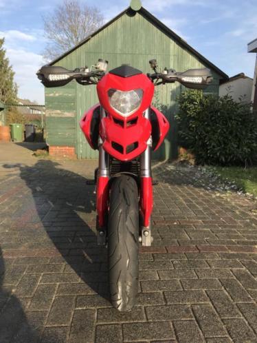 DUCATI Hypermotard 1100