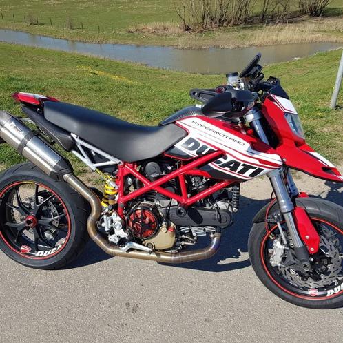 Ducati Hypermotard 1100