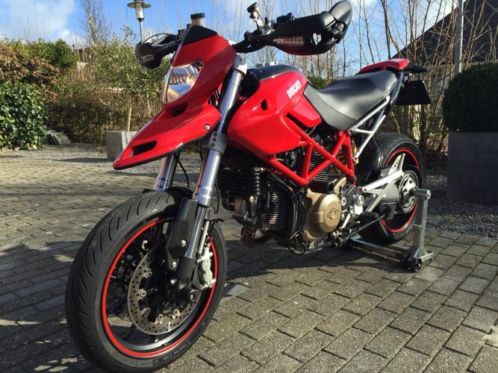 Ducati Hypermotard 1100