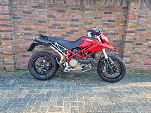 Ducati hypermotard 1100s