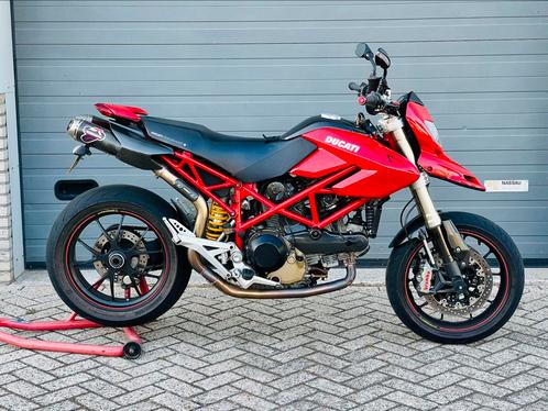 Ducati Hypermotard 1100S Performance