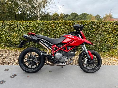 Ducati Hypermotard 796