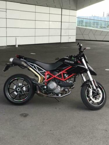 Ducati Hypermotard 796