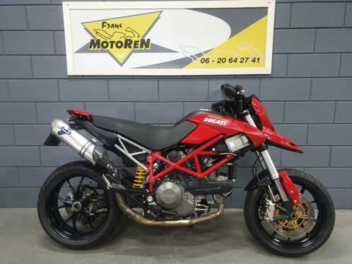 Ducati hypermotard 796 bj 2009 lichte rijdbare schade