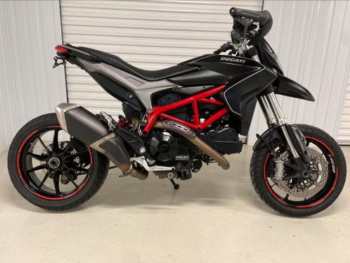 Ducati hypermotard 821