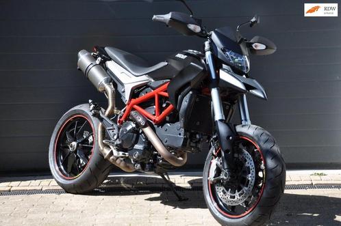Ducati Hypermotard 821 ABS