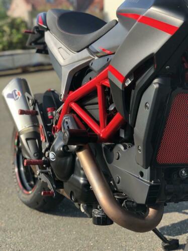 Ducati Hypermotard 821 met heel veel extras