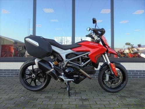 Ducati hyperstrada 821 - 03914 - 2.245 km - BTW MOTOR 1.936,-