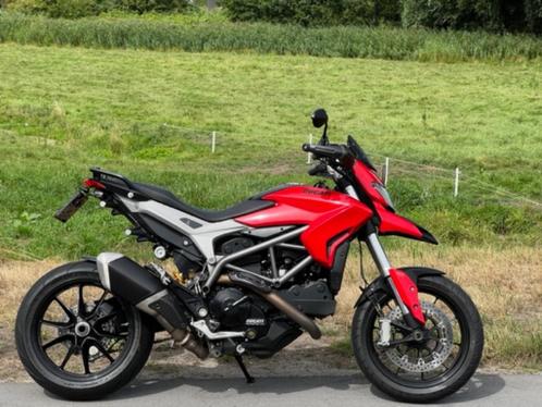 Ducati Hyperstrada 821 Hypermotard  supermotard