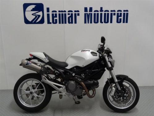 DUCATI M 1100 2e Paasdag open 3x MONSTER M 1100 Termignon