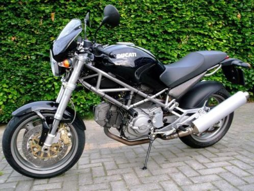 Ducati M 620 I monster in nieuwstaat