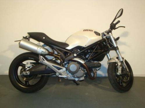Ducati M 696 (bj 2009)