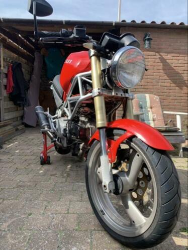 Ducati M600