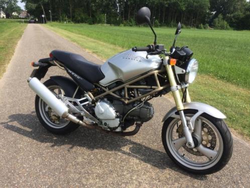 Ducati M600 Monster