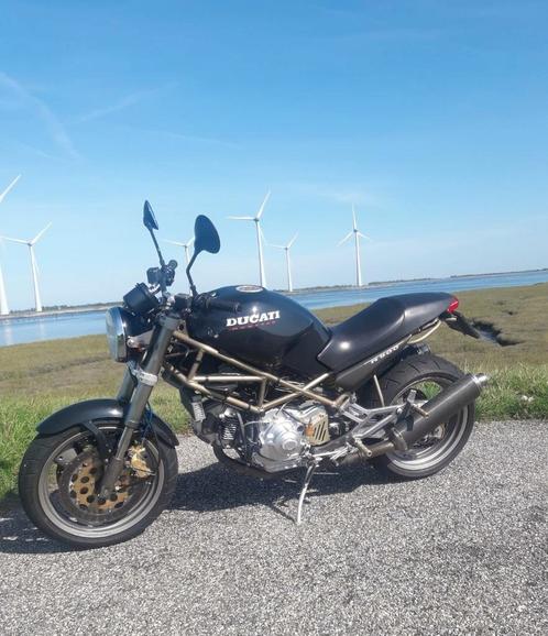 Ducati M900 weinig kilometers