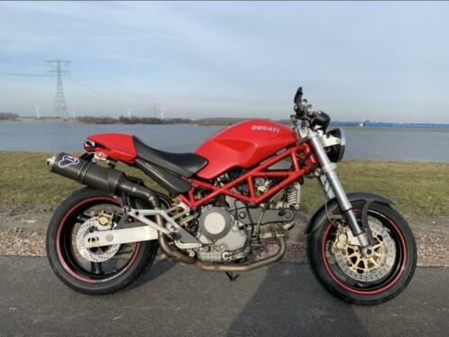 Ducati monster 1000, termignoni, carbon.