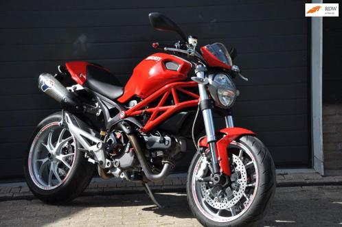 Ducati Monster 1100