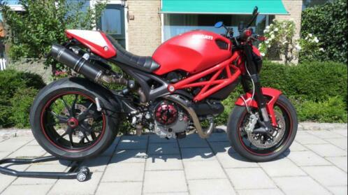 Ducati Monster 1100