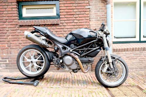 Ducati Monster 1100 ABS