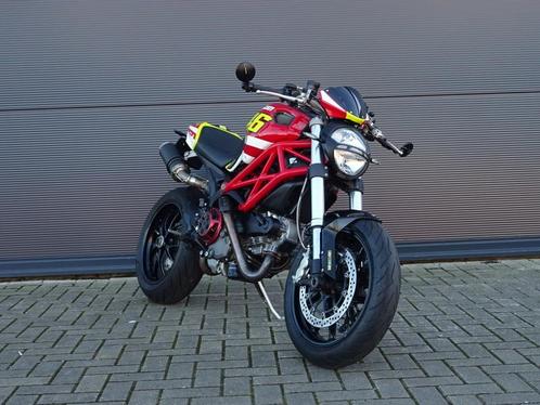 DUCATI MONSTER 1100 ABS Valentino Rossi 2010 SCproject M1100