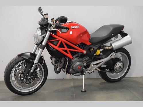 DUCATI MONSTER 1100 (bj 2011) M1100