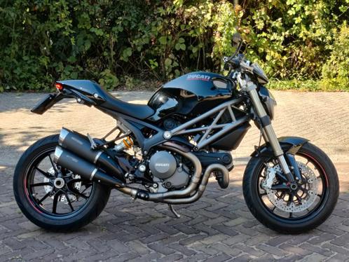 Ducati monster 1100 EVO