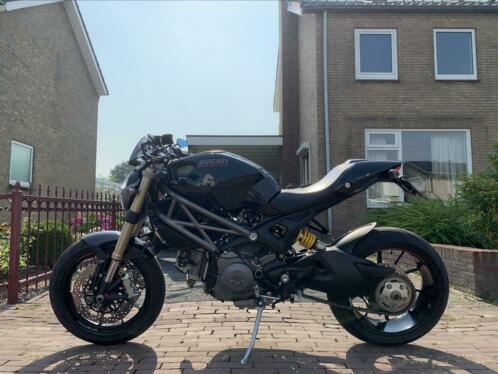 Ducati Monster 1100 EVO